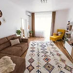 Lejlighed Bohohome Eger